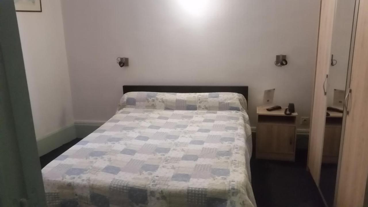 欧洲酒店 瓦朗斯 外观 照片